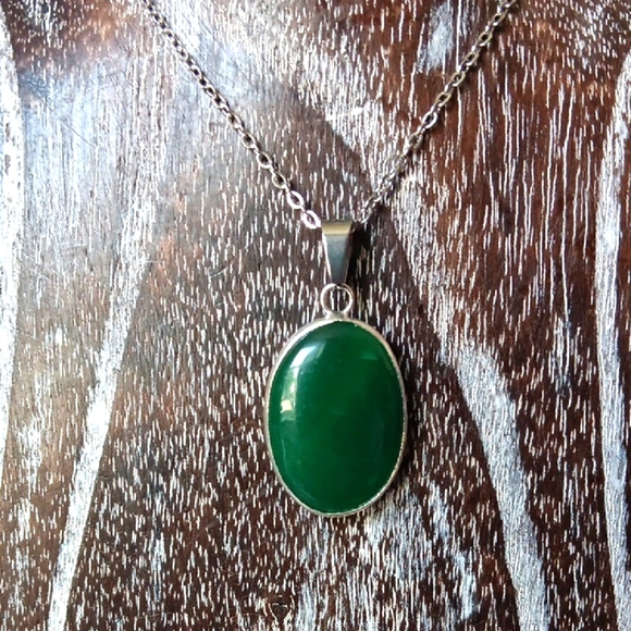 Vesuvianite Pendant .925 - Picture 1 of 3